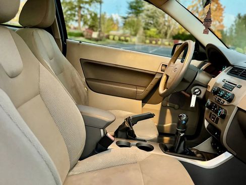 Used 2008 Ford Focus S image 8