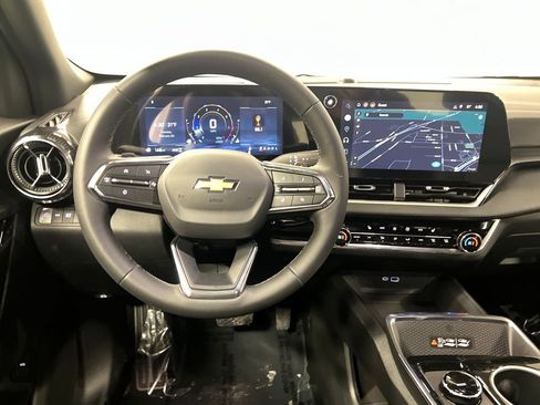 New 2026 Chevrolet Equinox LT w/ Convenience Package II image 17