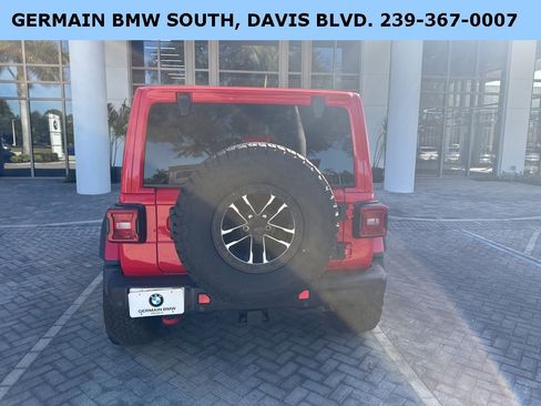 Used 2025 Jeep Wrangler Unlimited Rubicon image 35