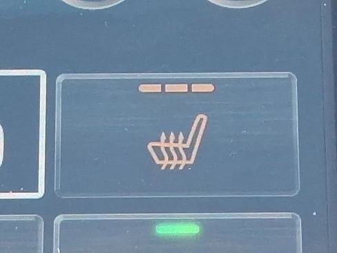 Used 2023 Subaru Legacy Premium image 25