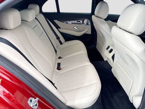 Certified 2022 Mercedes-Benz E 350 Sedan image 21