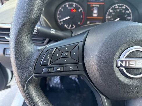 Used 2024 Nissan Altima 2.5 S image 14