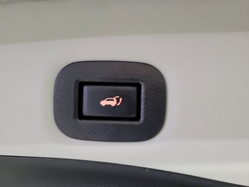 Used 2020 Nissan Rogue SL image 51