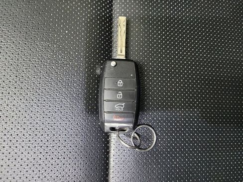 Used 2020 Kia Sportage S w/ S Sunroof Package image 32