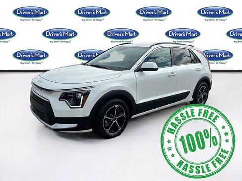 Used 2025 Kia Niro LX FWD image 3