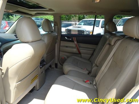 Used 2010 Toyota Highlander Limited AWD/4WD image 13