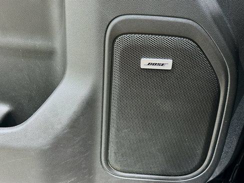 Used 2020 GMC Sierra 1500 SLT RWD image 18