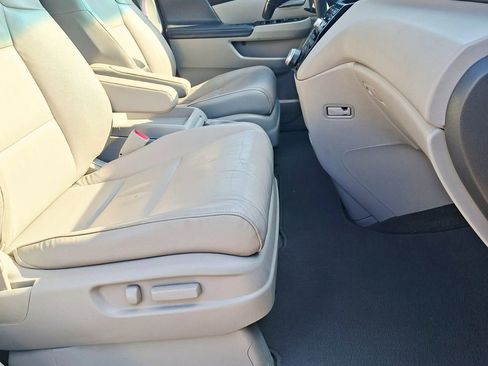 Used 2012 Honda Odyssey EX-L image 11