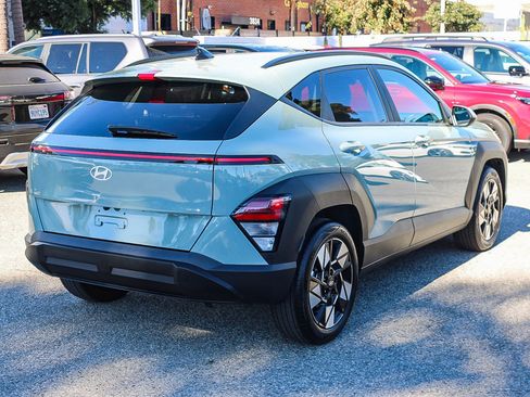 Used 2025 Hyundai Kona SEL image 9