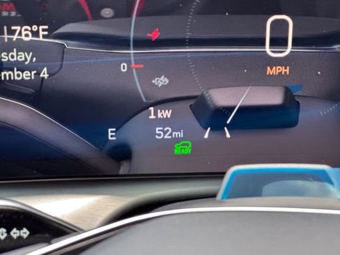 New 2026 Cadillac Vistiq Luxury w/ LPO, Floor Liner Package image 28