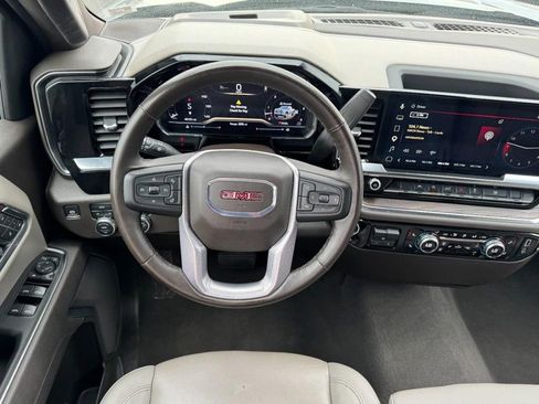 Used 2025 GMC Sierra 1500 SLT AWD/4WD image 12