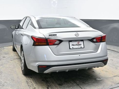 Used 2021 Nissan Altima 2.5 S image 5