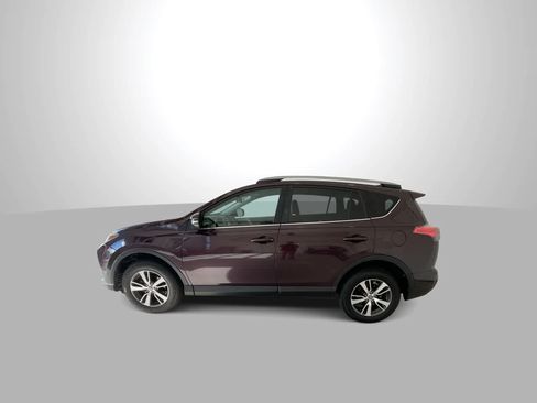 Used 2018 Toyota RAV4 XLE AWD/4WD image 5
