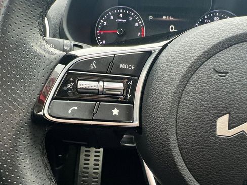 Used 2024 Kia Forte GT-Line w/ GT-Line Premium Package image 18