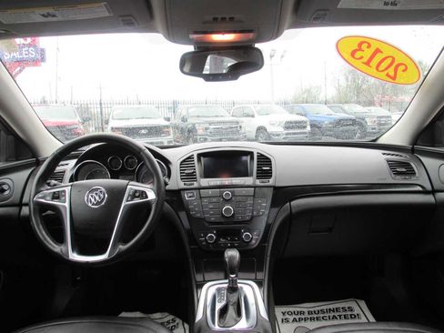 Used 2013 Buick Regal Premium image 21