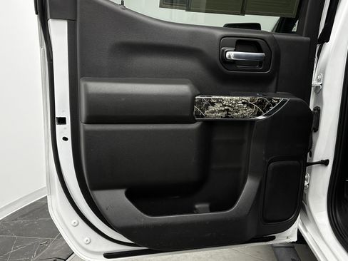 Used 2022 Chevrolet Silverado 1500 Custom Trail Boss w/ Realtree Special Edition image 26