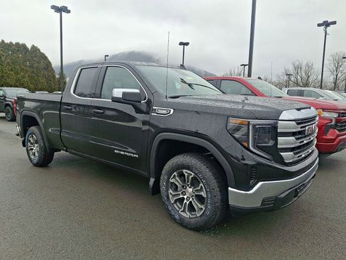 New 2026 GMC Sierra 1500 SLE AWD/4WD image 1