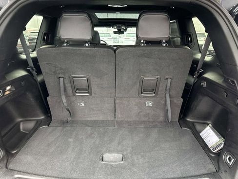 Used 2024 Jeep Grand Cherokee L Limited w/ Luxury Tech Group II image 9