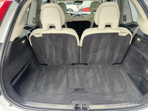 Used 2017 Volvo XC90 T6 Inscription w/ Vision Package image 15