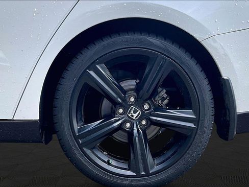 Used 2025 Honda Accord Sport image 24