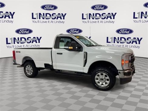 Certified 2023 Ford F250 XLT image 3