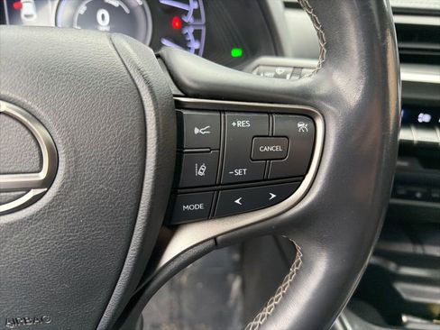 Used 2019 Lexus UX 250h image 14