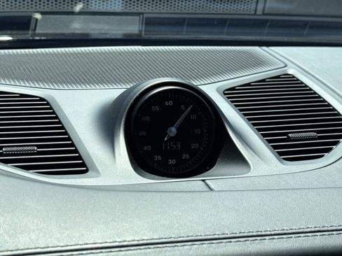 Used 2025 Porsche Cayenne GTS image 26