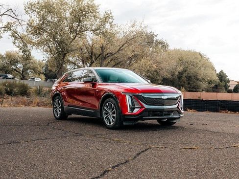 Used 2025 Cadillac Lyriq Sport w/ LPO, Floor Liner Package RWD image 1