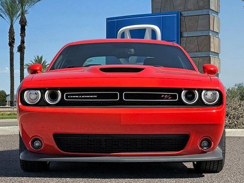 Used 2022 Dodge Challenger R/T image 5