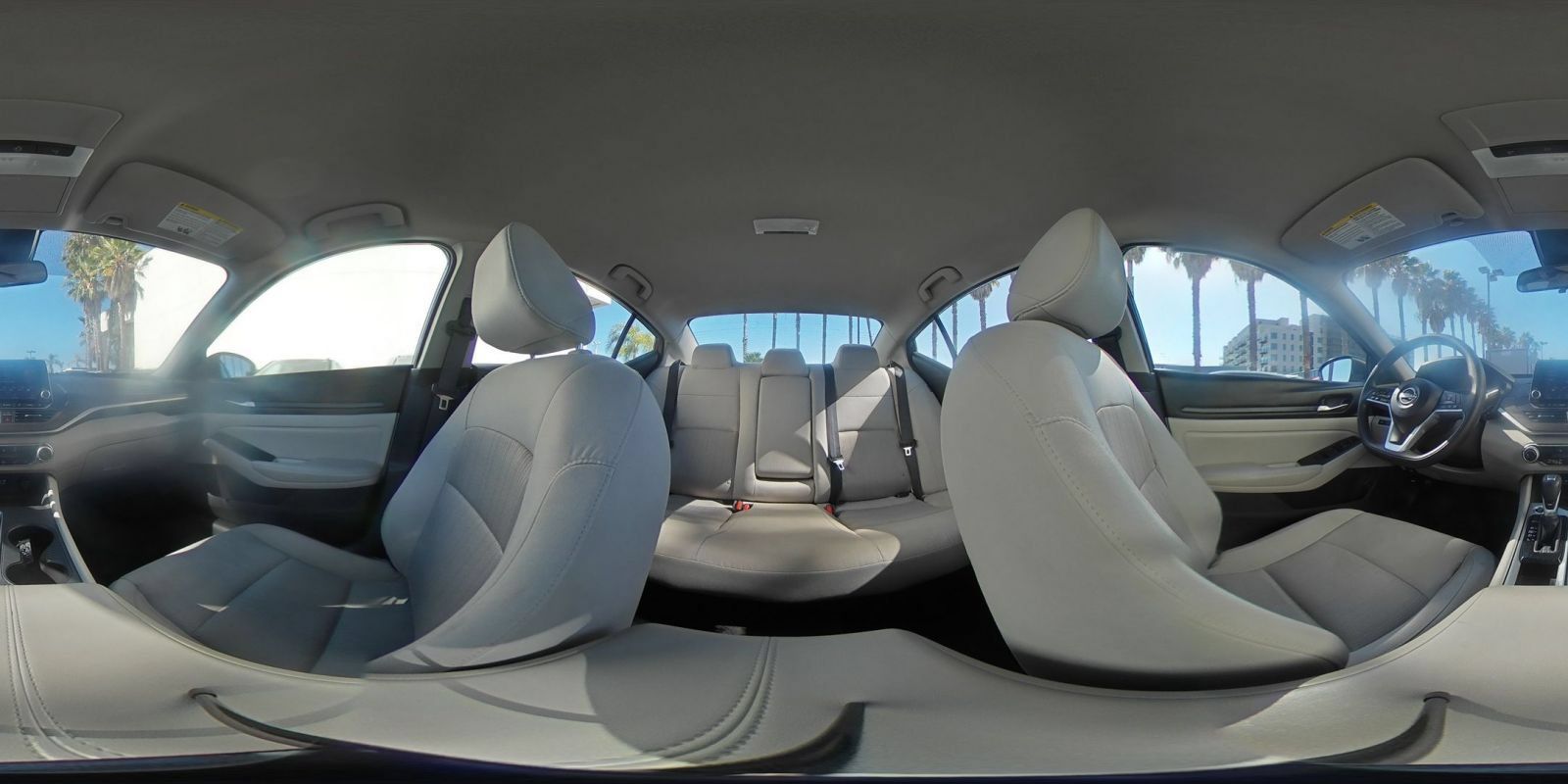 Used 2025 Nissan Altima 2.5 SV FWD image 41