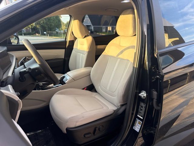 Used 2025 Hyundai Tucson SEL AWD/4WD image 13