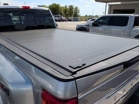 Used 2022 Ford F450 Limited AWD/4WD image 12
