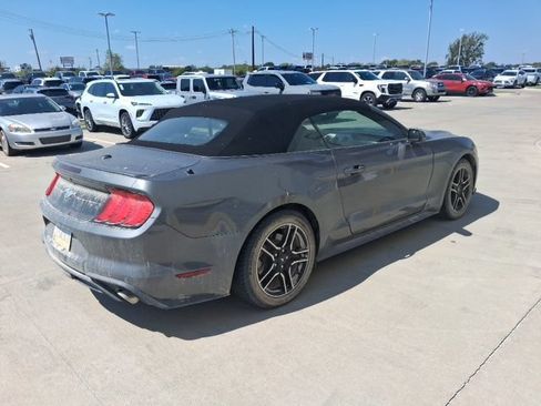 Used 2022 Ford Mustang Premium RWD image 3