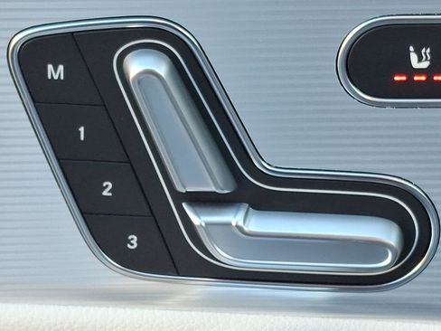 Certified 2023 Mercedes-Benz CLA 250 4MATIC image 27