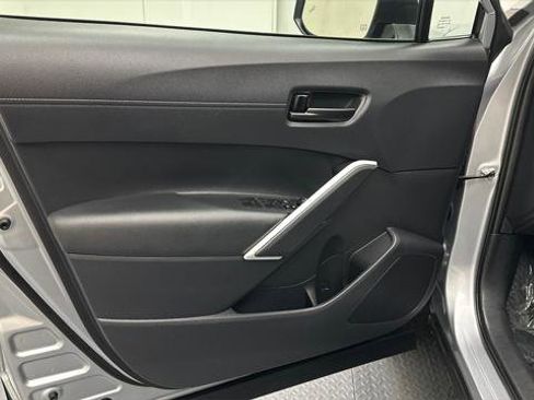 Certified 2024 Toyota Corolla Cross LE image 14