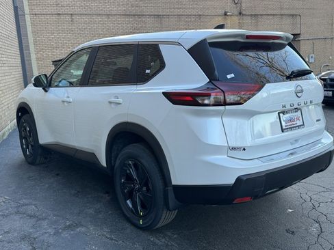 New 2026 Nissan Rogue SV image 18