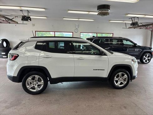 Certified 2023 Jeep Compass Latitude AWD/4WD image 31