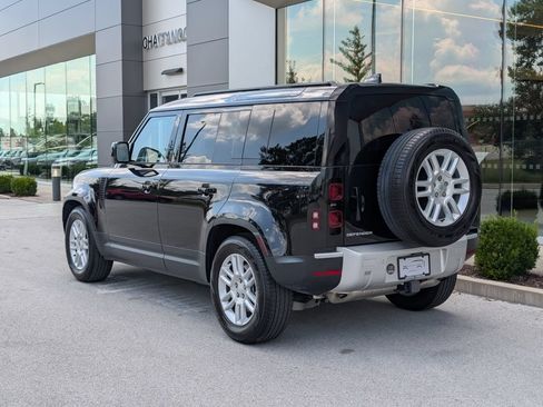 Used 2025 Land Rover Defender 110 S AWD/4WD image 3