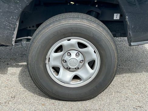 Used 2023 Toyota Tacoma SR5 RWD image 9