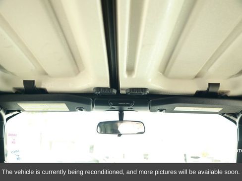 Used 2021 Jeep Wrangler Unlimited Sport S image 32