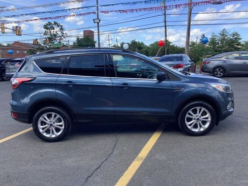 Used 2018 Ford Escape SE AWD/4WD image 8
