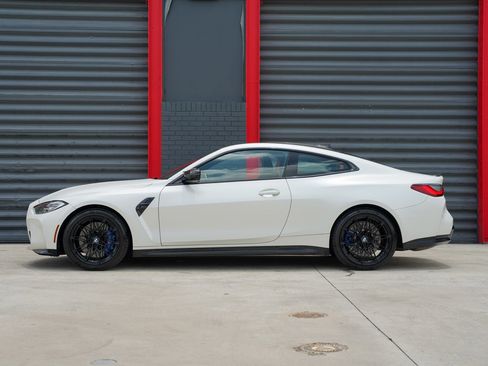 Used 2022 BMW M4 Competition w/ M Carbon Exterior Package RWD image 7