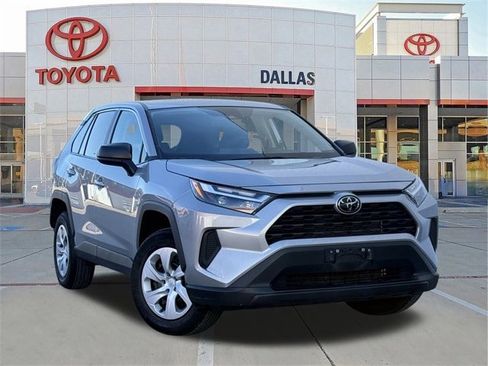 Used 2025 Toyota RAV4 LE image 1
