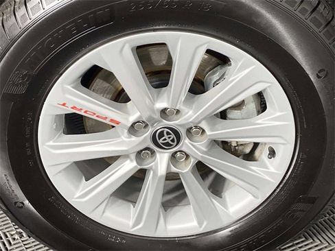 Used 2024 Toyota Grand Highlander XLE image 30