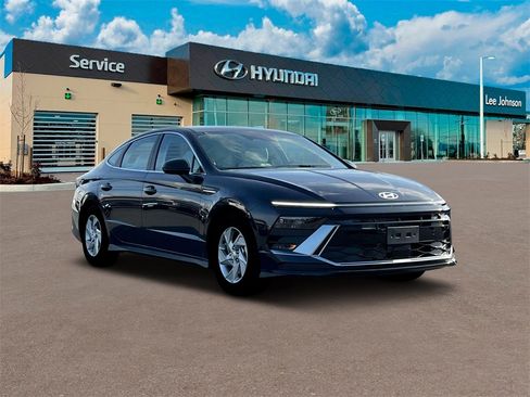 New 2025 Hyundai Sonata SE image 11