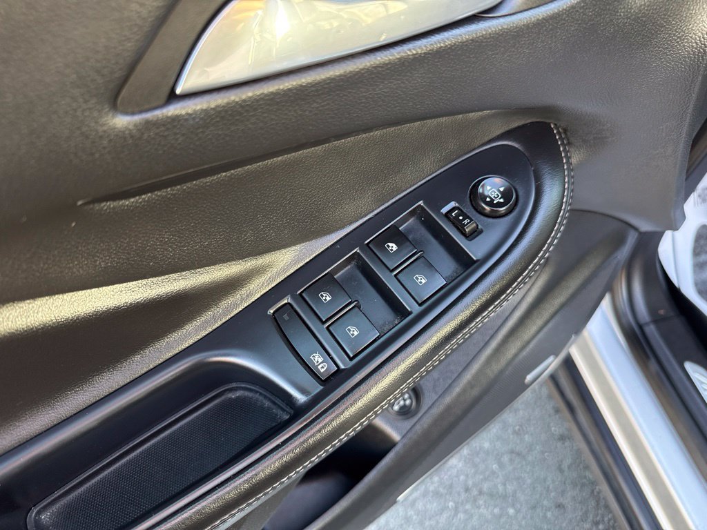 Used 2016 Buick Envision Premium AWD/4WD image 29