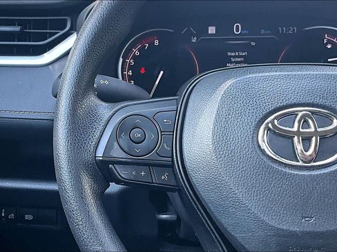 Used 2023 Toyota RAV4 XLE AWD/4WD image 23