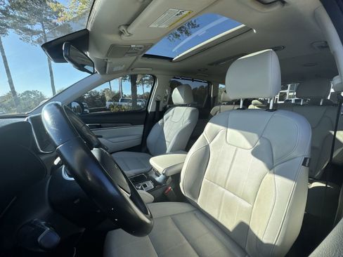 Used 2022 Kia Telluride EX w/ EX Premium Package image 28
