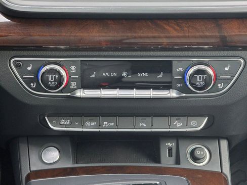 Used 2018 Audi Q5 2.0T Premium Plus w/ Premium Plus Package image 14