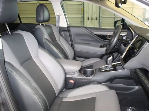 Used 2025 Subaru Outback Onyx Edition AWD/4WD image 22